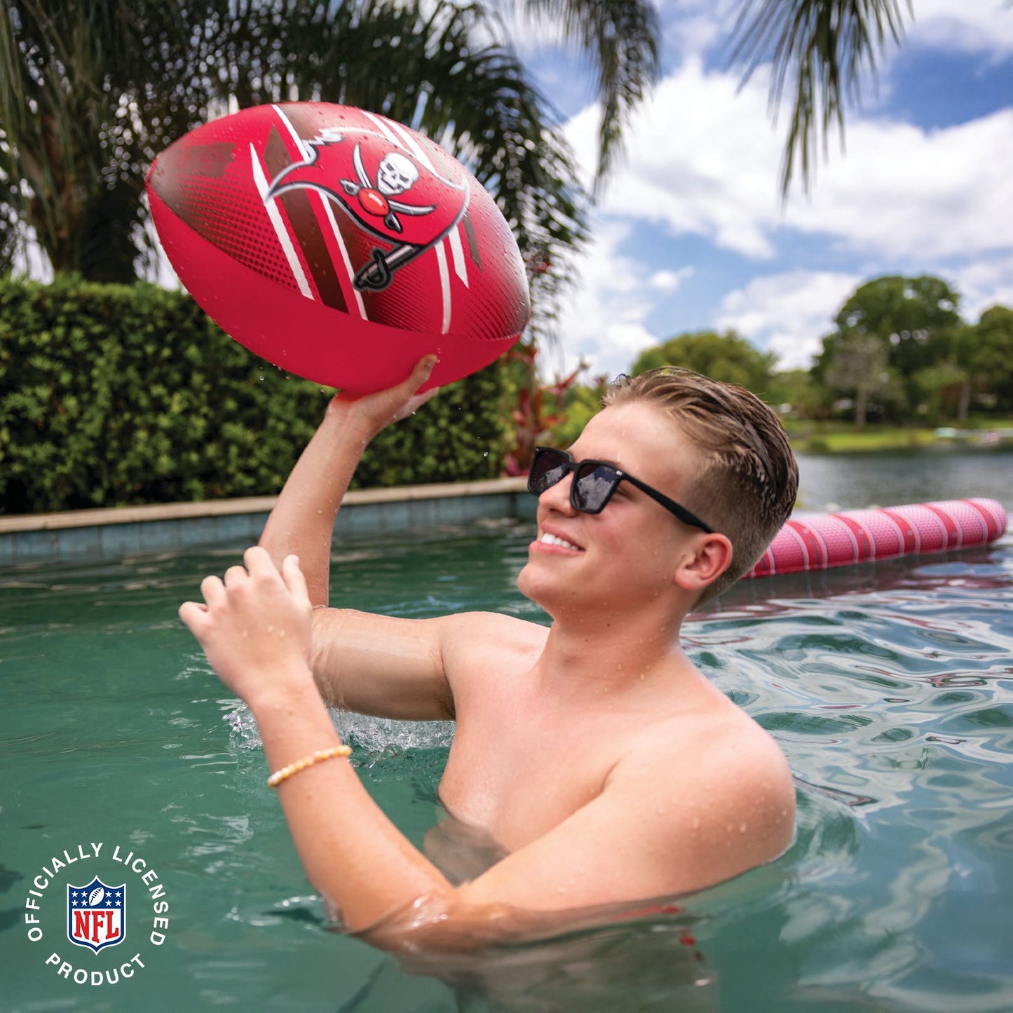 BigMouth Inc Tampa Bay Buccaneers Beach Ball